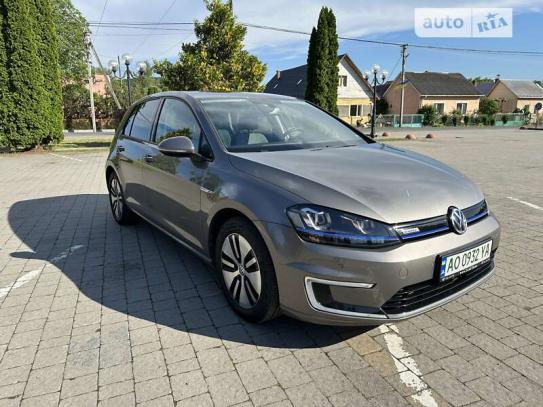 Volkswagen E-golf 2015р. у розстрочку