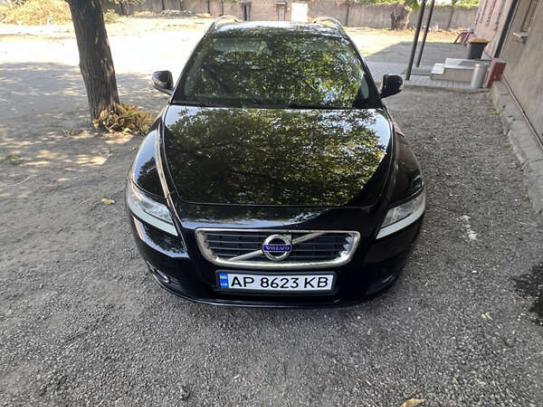 Volvo V50 2012г. в рассрочку