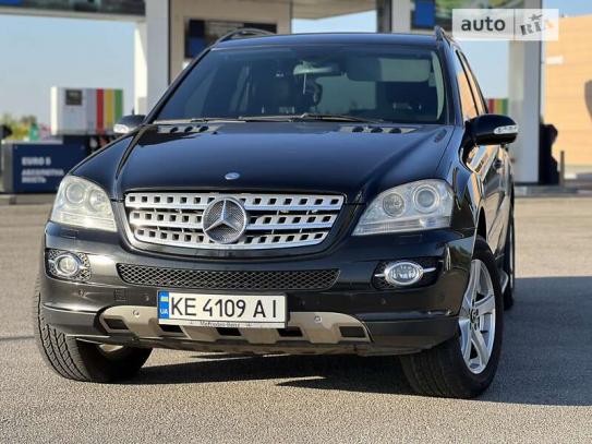 Mercedes-benz M-class 2006р. у розстрочку