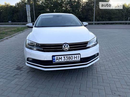 Volkswagen Jetta 2015р. у розстрочку