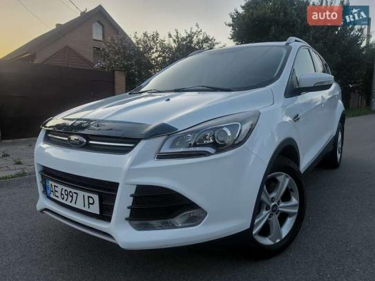 Ford Kuga                            2013г. в рассрочку