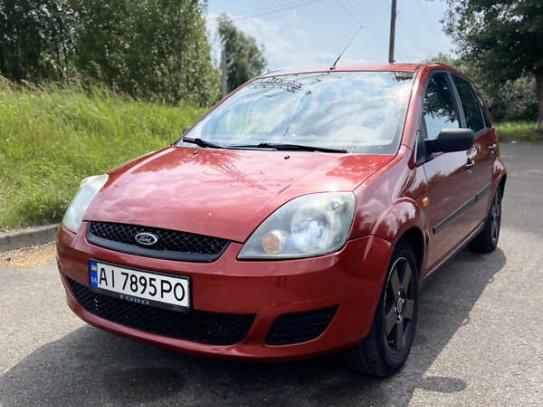 Ford Fiesta                          2006г. в рассрочку