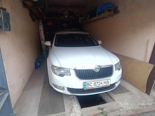 Skoda Superb
                          2011г. в рассрочку