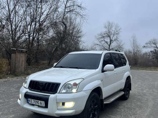 Toyota Land cruiser prado
              2007г. в рассрочку