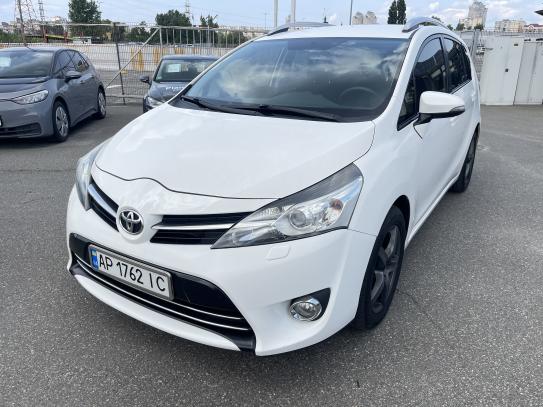 Toyota Verso                           2013г. в рассрочку