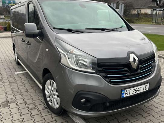 Renault Trafic                          2014г. в рассрочку