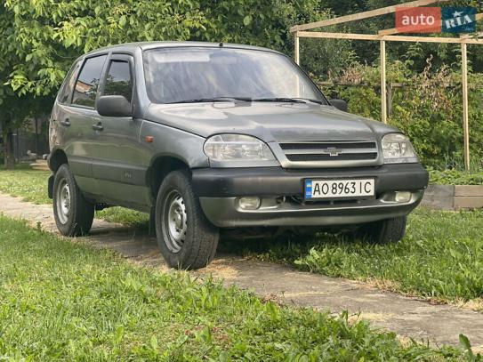 Chevrolet Niva                            2006г. в рассрочку