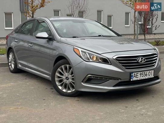 Hyundai Sonata 2015г. в рассрочку