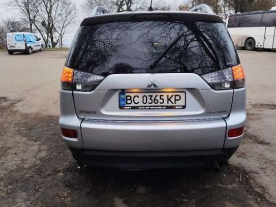 Mitsubishi Outlander
                       2007г. в рассрочку