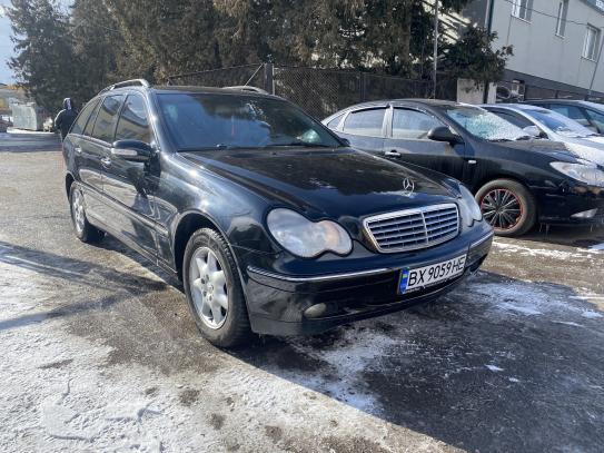 Mercedes-benz C 180
                           2002г. в рассрочку