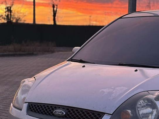 Ford Fiesta                          2006г. в рассрочку