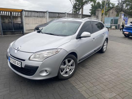 Renault Megane                          2011г. в рассрочку
