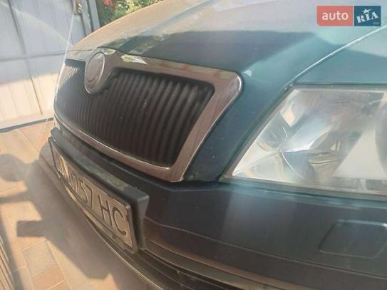 Skoda Octavia 2005р. у розстрочку