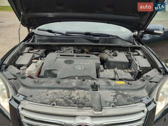 Toyota Rav4                            2011г. в рассрочку