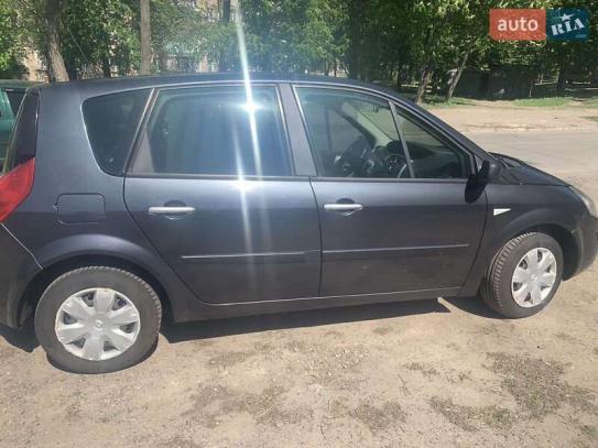 Renault Scenic                          2009г. в рассрочку