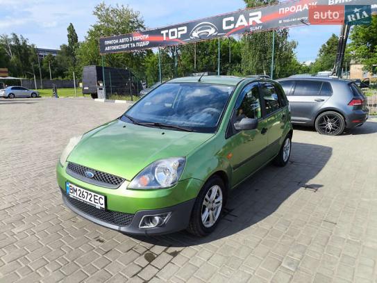 Ford Fiesta                          2007г. в рассрочку
