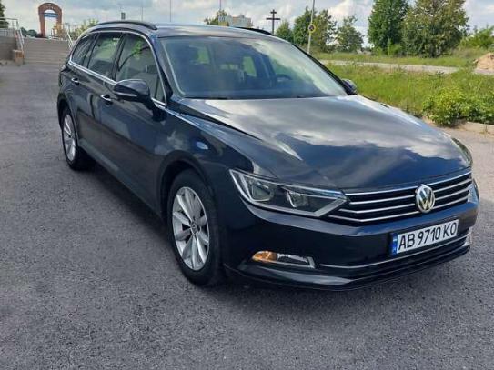 Volkswagen Passat
                          2017г. в рассрочку