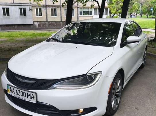 Chrysler 200                             2015г. в рассрочку