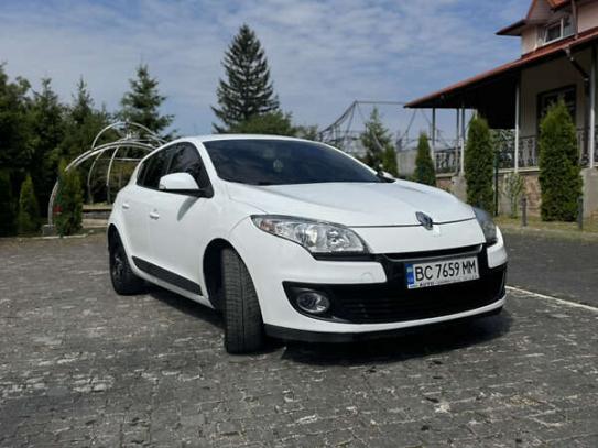 Renault Megane                          2012г. в рассрочку