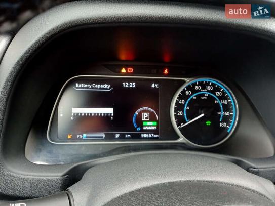 Nissan Leaf
                            2018г. в рассрочку
