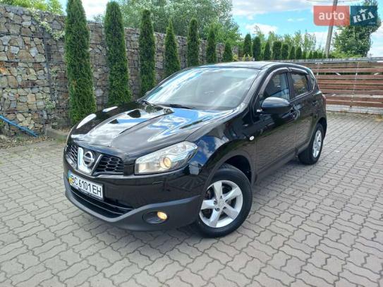 Nissan Qashqai                         2010г. в рассрочку