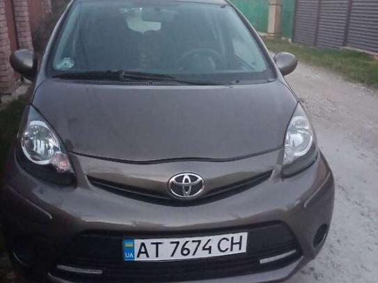 Toyota Aygo
                            2012г. в рассрочку