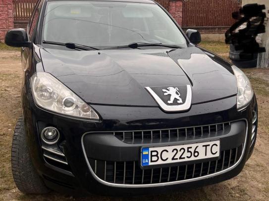 Peugeot 4007
                            2008г. в рассрочку