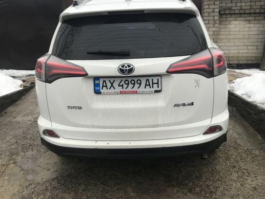 Toyota Rav4 2015р. у розстрочку