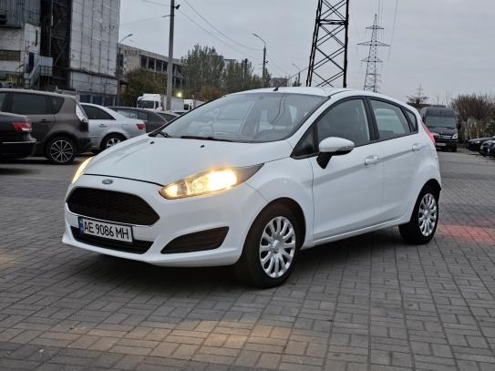 Ford Fiesta 2016г. в рассрочку