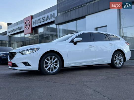 Mazda 6 2015р. у розстрочку