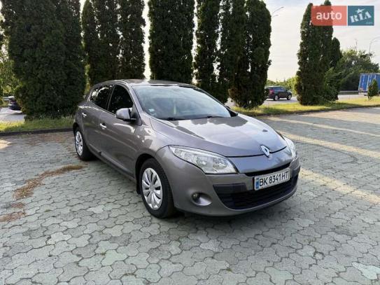 Renault Megane
                          2010г. в рассрочку