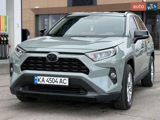 Toyota Rav4
                            2019г. в рассрочку