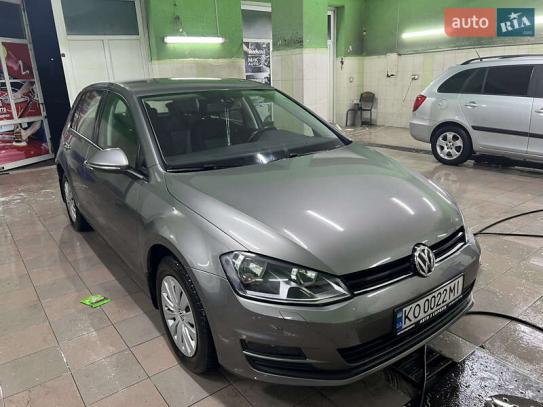 Volkswagen Golf
                            2013г. в рассрочку