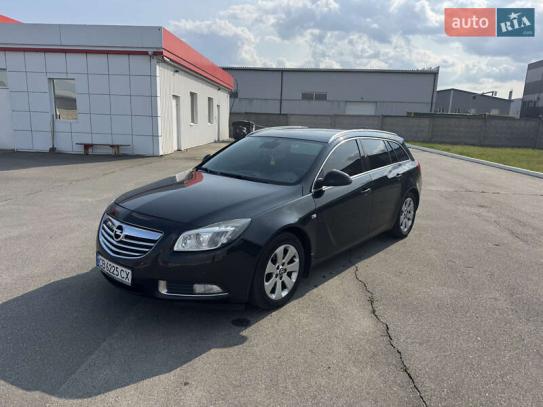 Opel Insignia                        2014г. в рассрочку