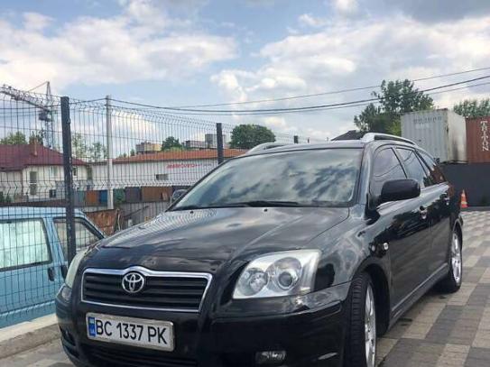 Toyota Avensis
                         2004г. в рассрочку