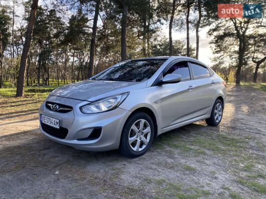 Hyundai Accent                          2011г. в рассрочку