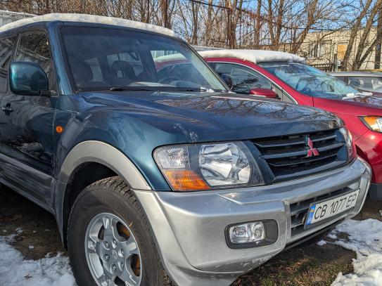 Mitsubishi Pajero 2001г. в рассрочку