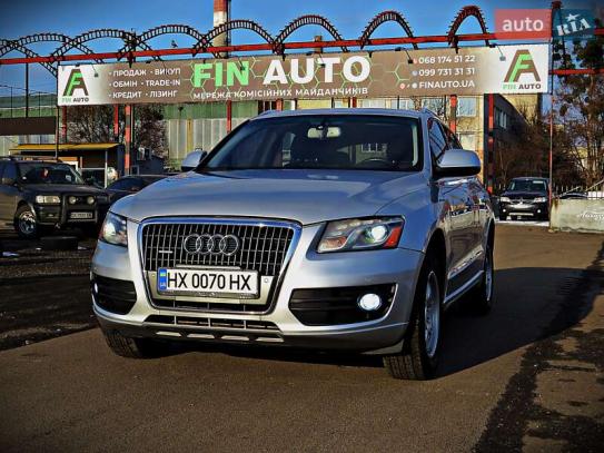 Audi Q5                              2010г. в рассрочку