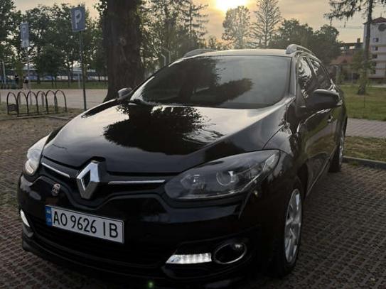 Renault Megane
                          2015г. в рассрочку