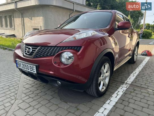 Nissan Juke                            2012г. в рассрочку