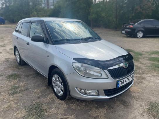 Skoda Fabia 2012р. у розстрочку