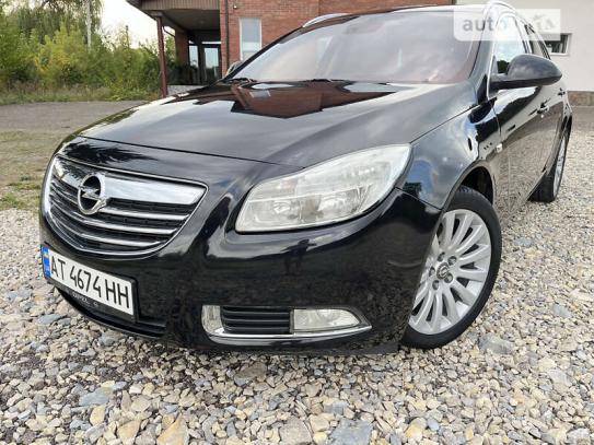 Opel Insignia 2011г. в рассрочку