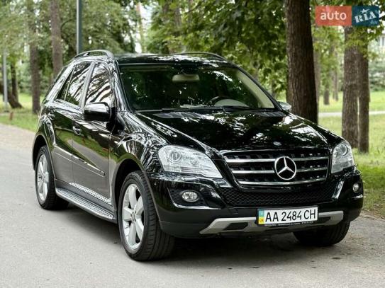 Mercedes-benz M-class 2010р. у розстрочку