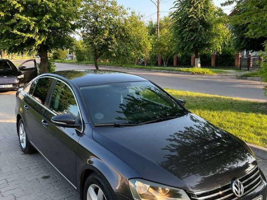 Volkswagen Passat 2011г. в рассрочку