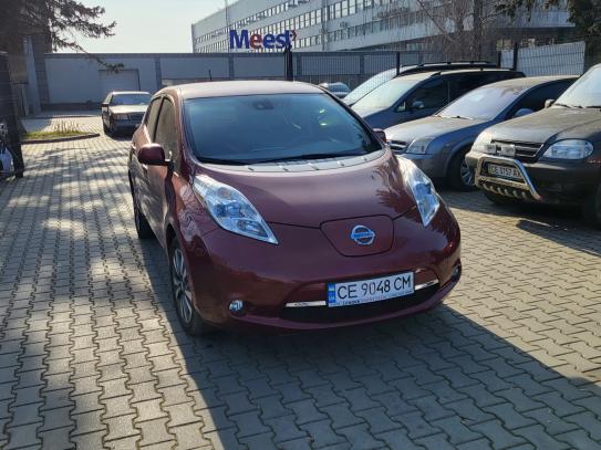 Nissan Leaf                            2015г. в рассрочку