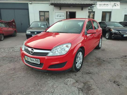 Opel Astra 2008г. в рассрочку