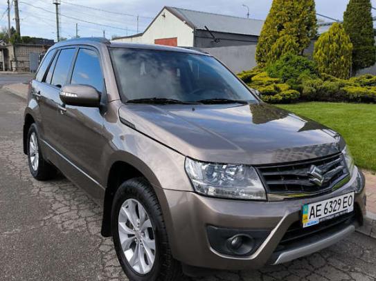 Suzuki Grand vitara
                    2014г. в рассрочку