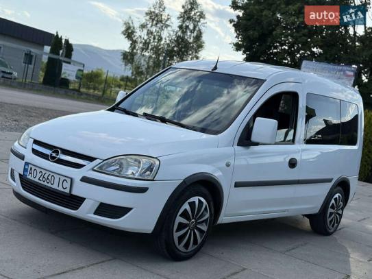 Opel Combo
                           2009г. в рассрочку