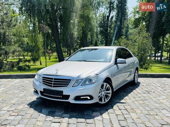 Mercedes-benz E-class 2011р. у розстрочку