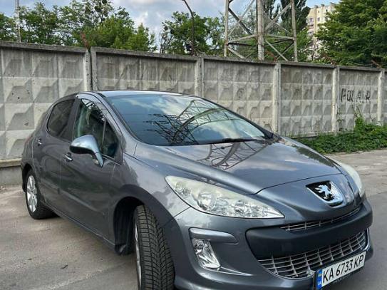 Peugeot 308                             2009г. в рассрочку